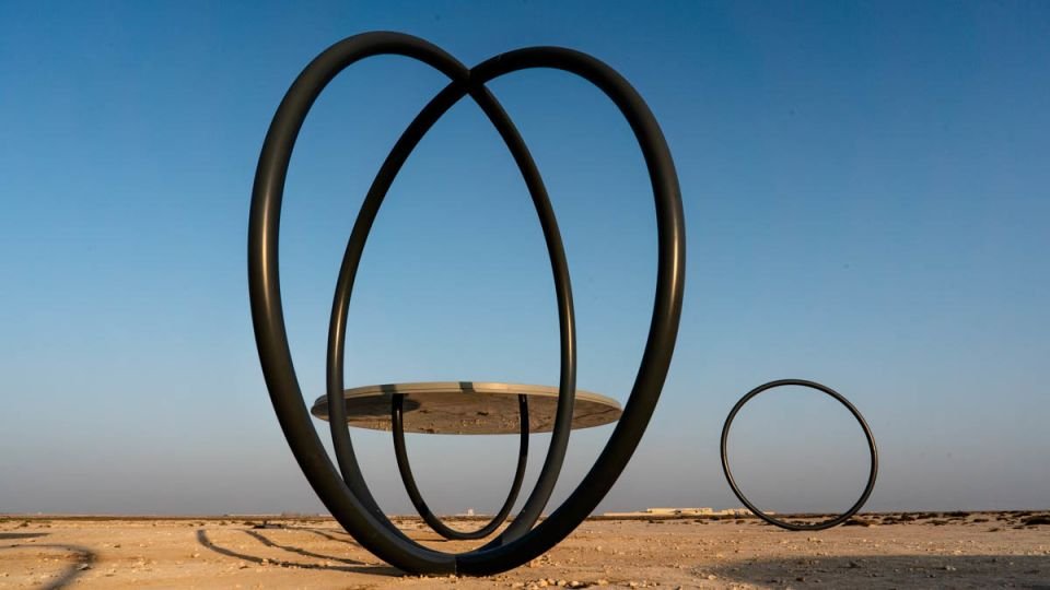 Mirrors appeared in Qatar desert