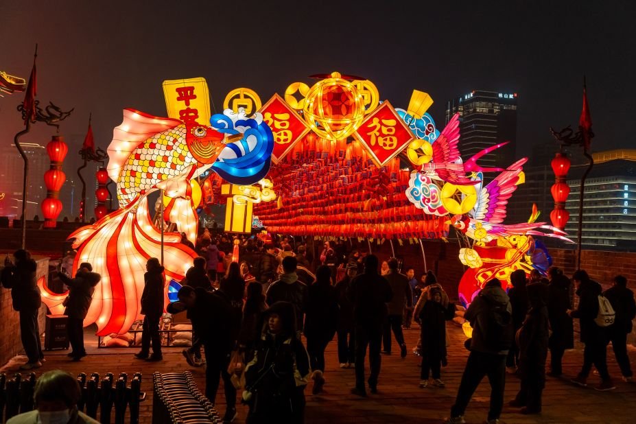 xian-city-wall-chinese-new-year